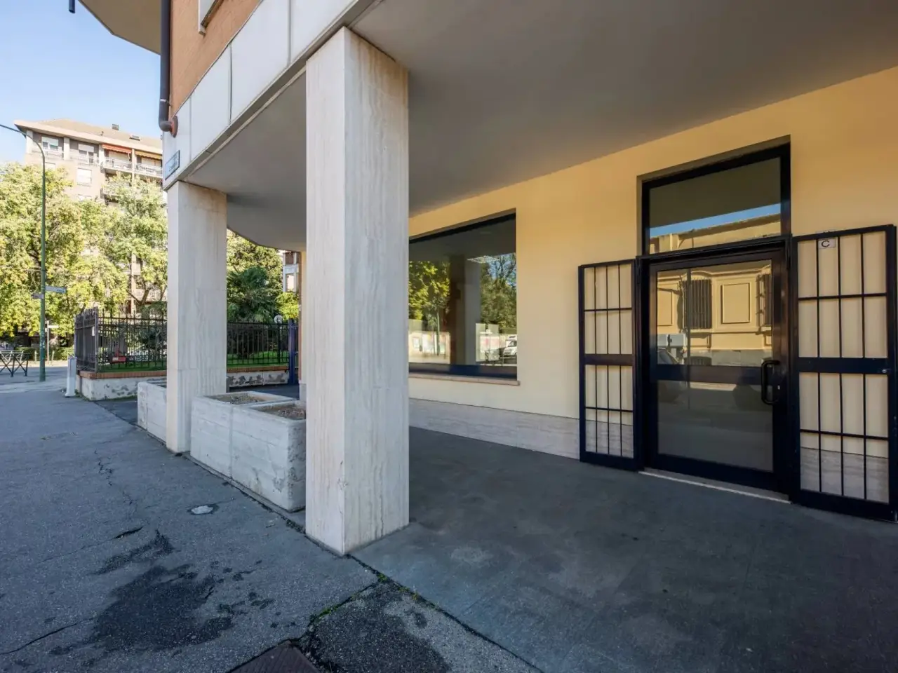 Negozio in Via Cesana, 11, Torino, {3} - Foto 1