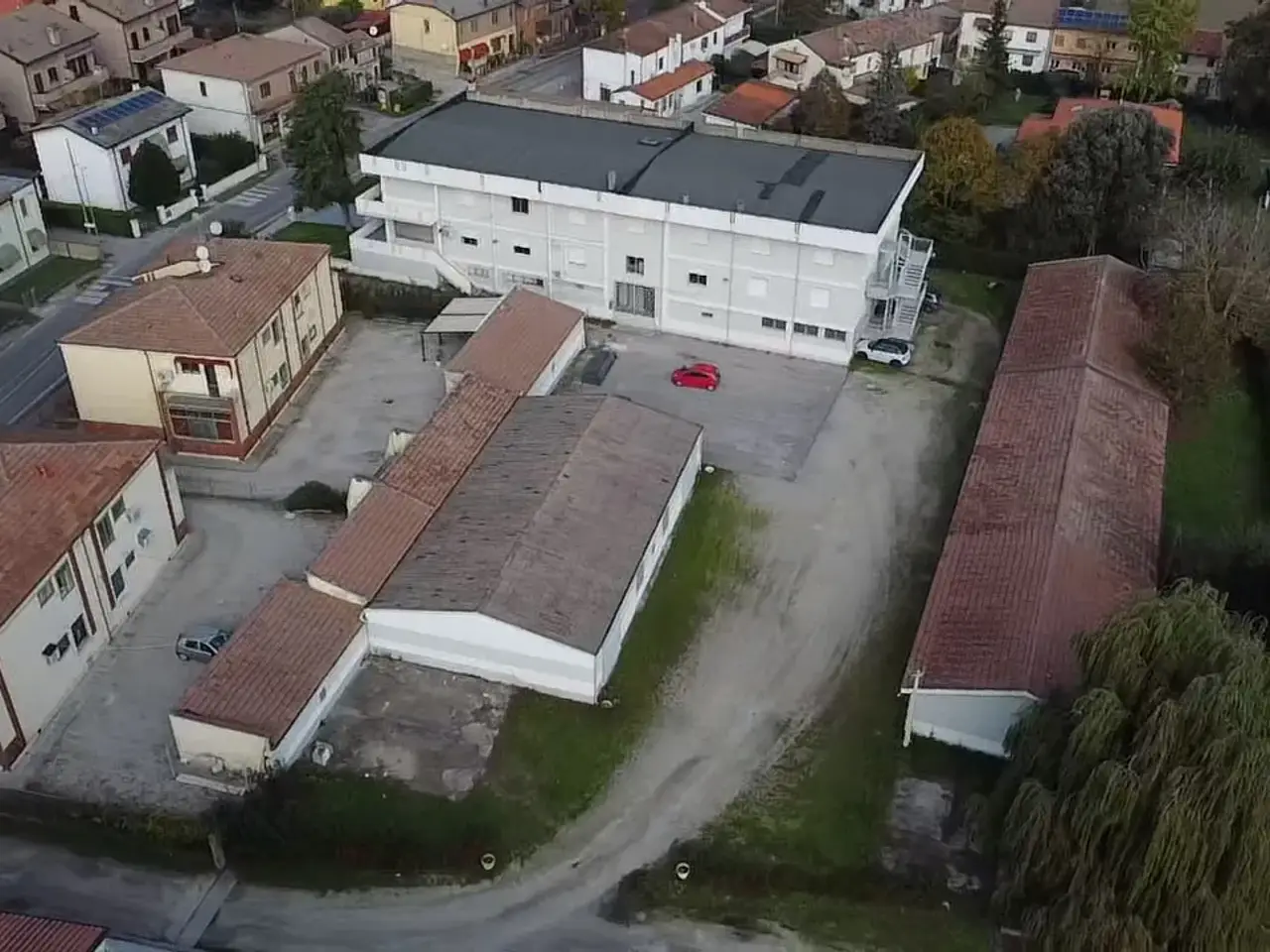 Capannone in dei Calzolai 362, Ferrara, {3} - Foto 1