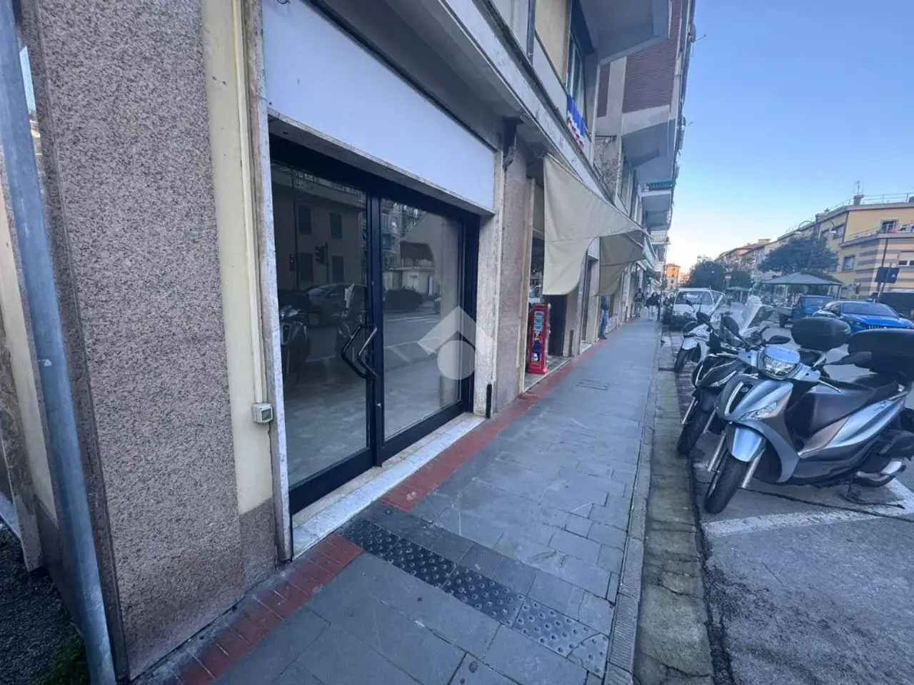 Negozio in Corso Matteotti, Santa Margherita Ligure, {3} - Foto 2
