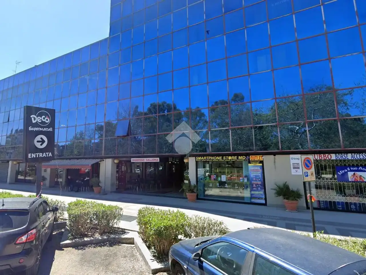 Ufficio in Viale Pier Luigi Nervi 190, Latina, {3} - Foto 1