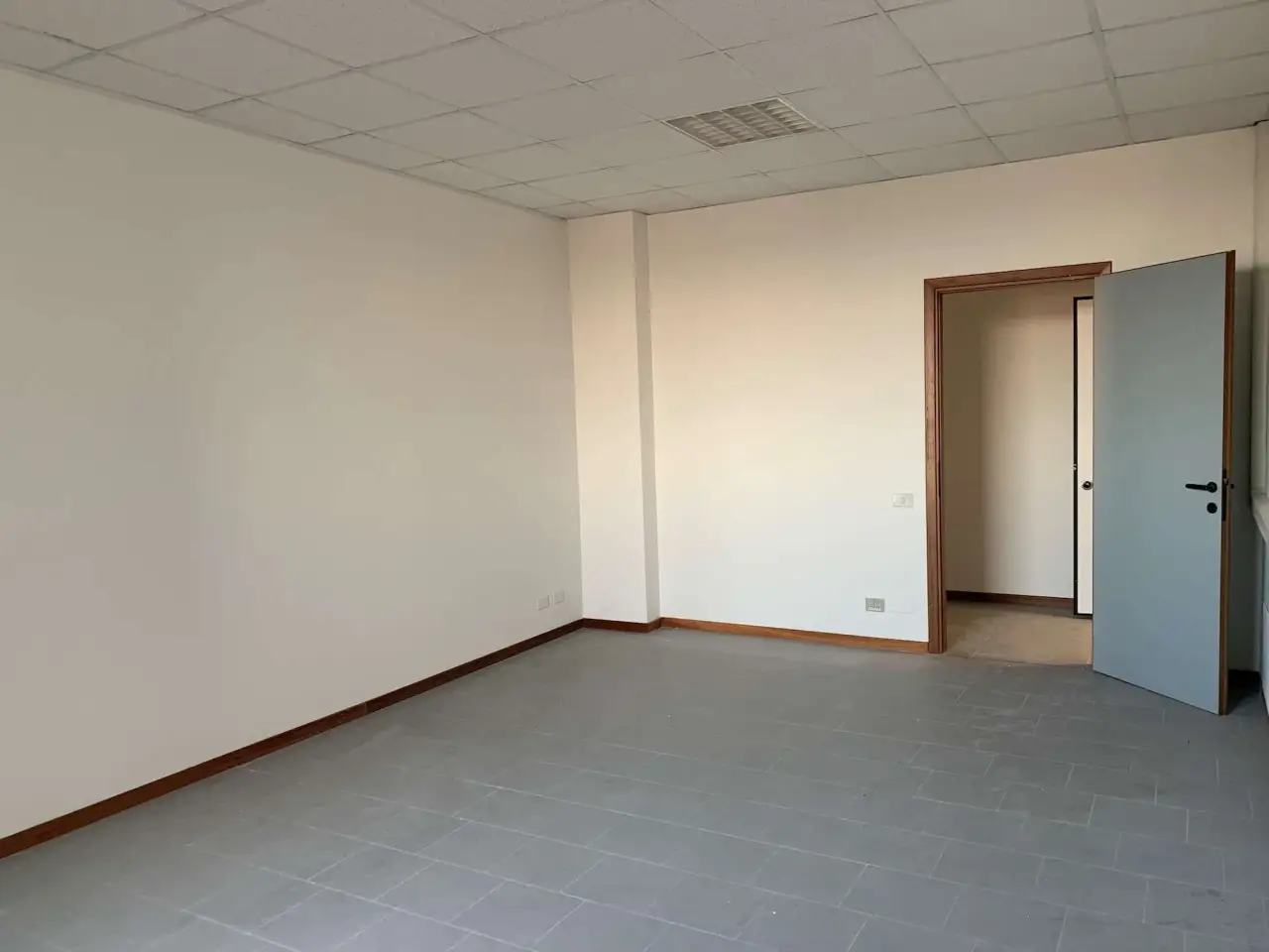 Ufficio in , Reggio Emilia, {3} - Foto 2