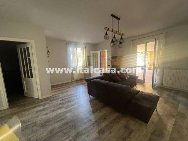 Apartament in {3}, - Photo 1