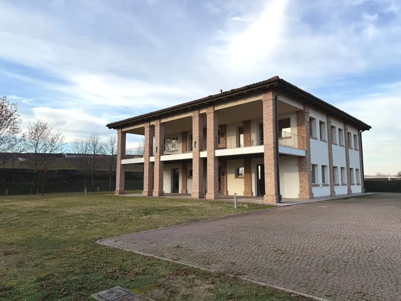 Locale commerciale in , Castel Maggiore, {3} - Foto 1