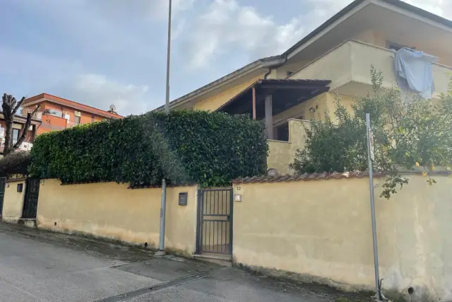 Villa in Via Macerata, Pomezia - Foto 1