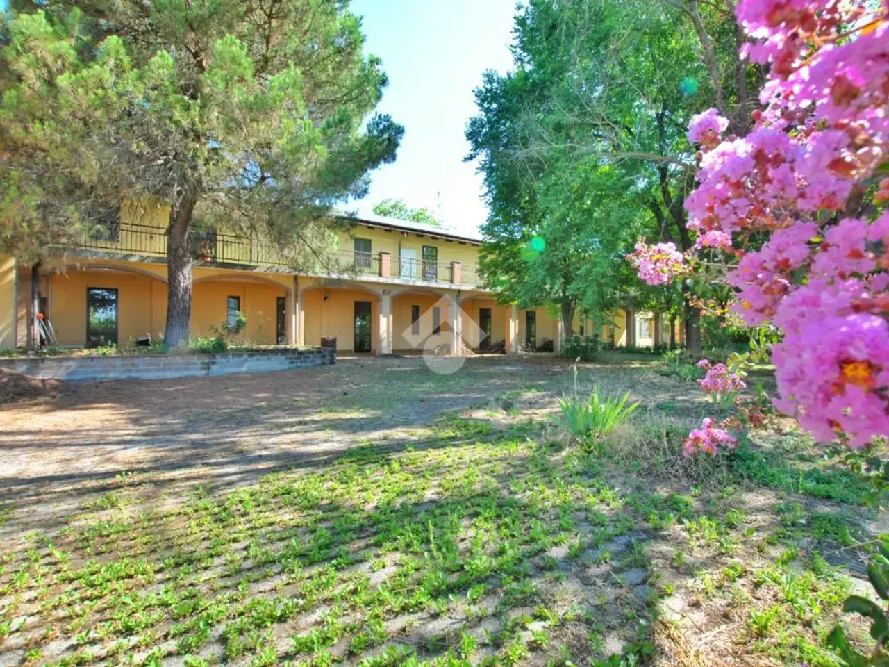 Palazzina commerciale in Via Don dell'Aglio 23, Brusasco, {3} - Foto 1