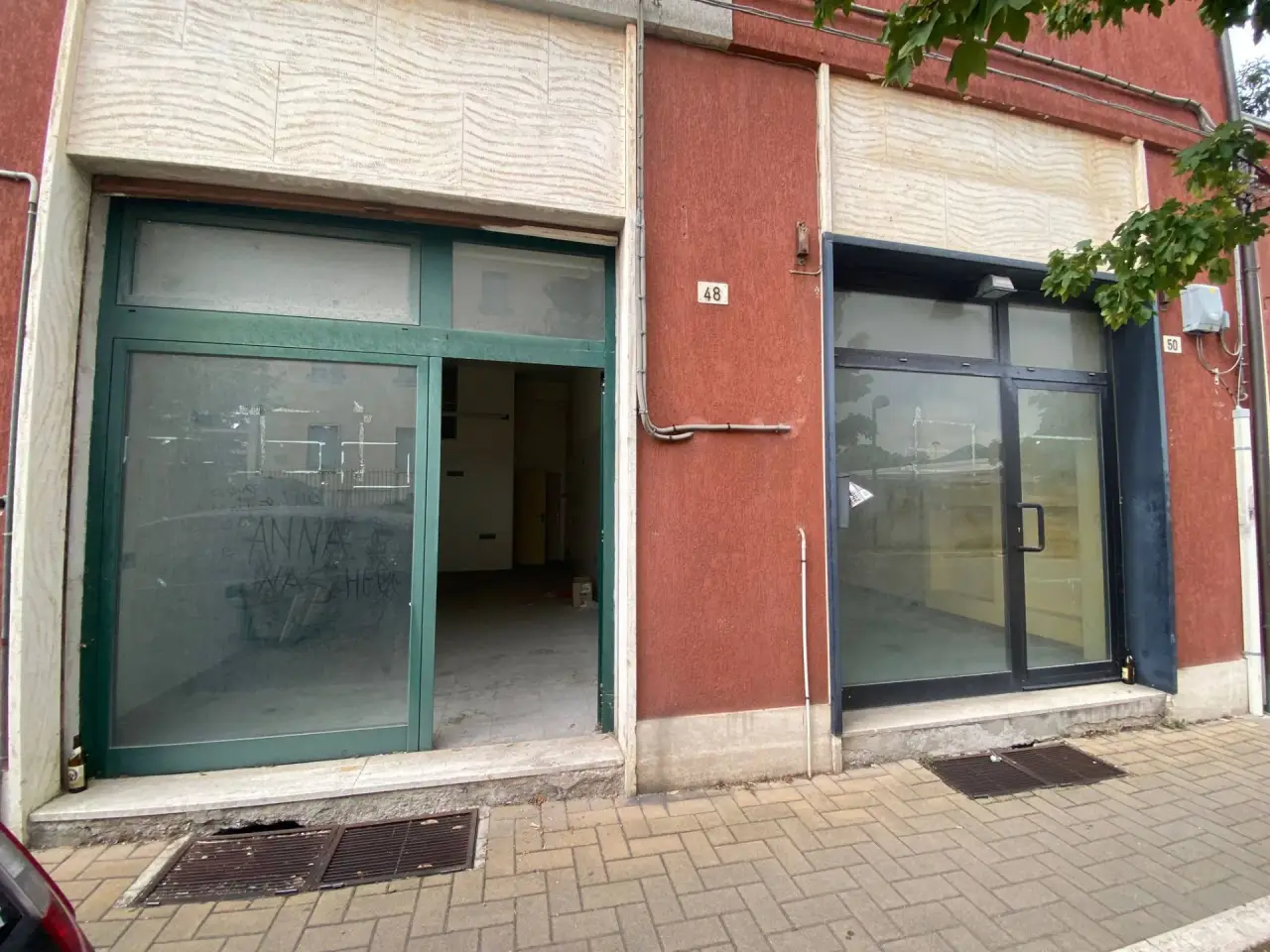 Negozio in Viale Campo Sportivo, Fabriano, {3} - Foto 2