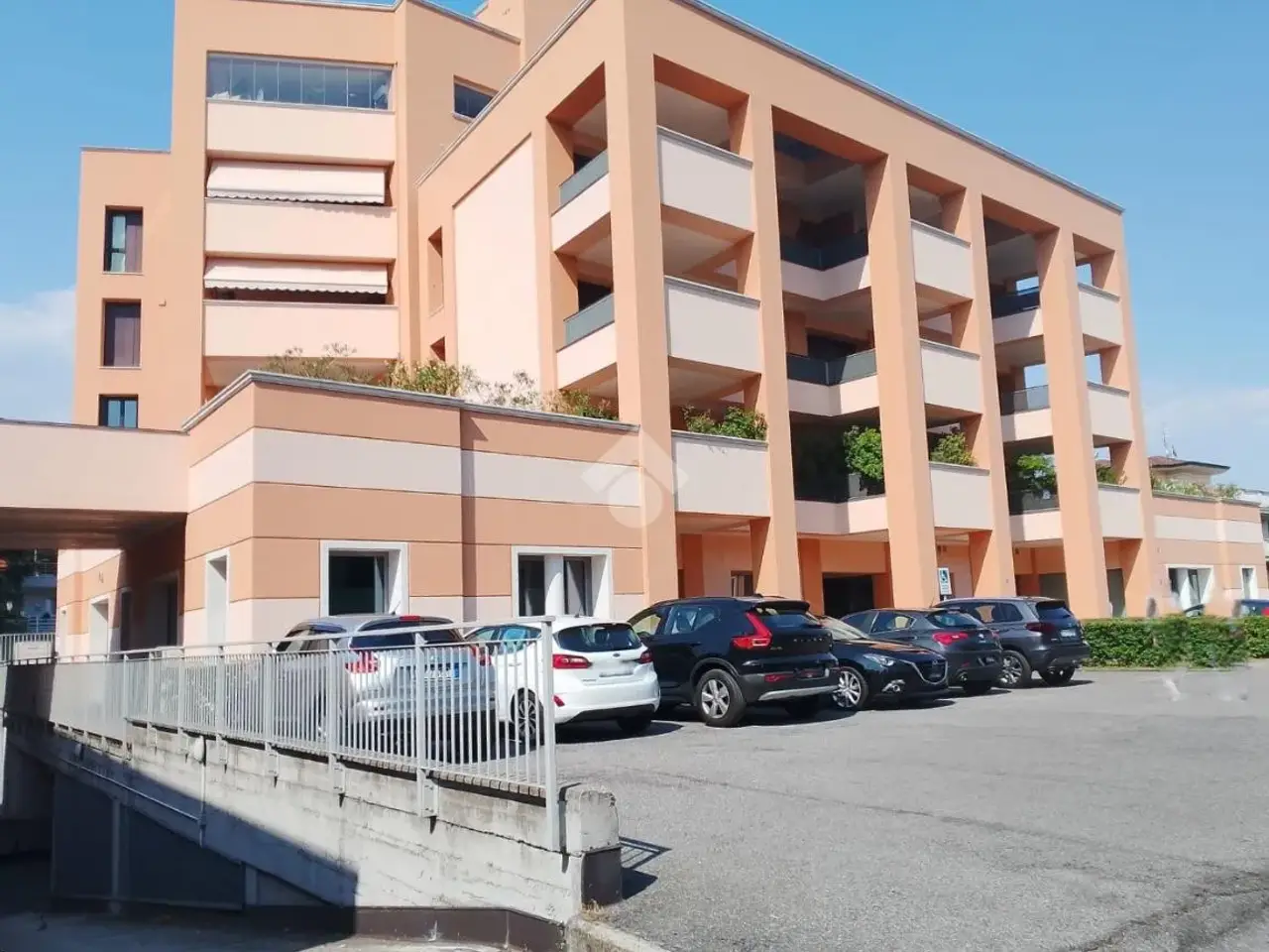 Magazzino in Via Guglielmo Oberdan 10, Brescia, {3} - Foto 1