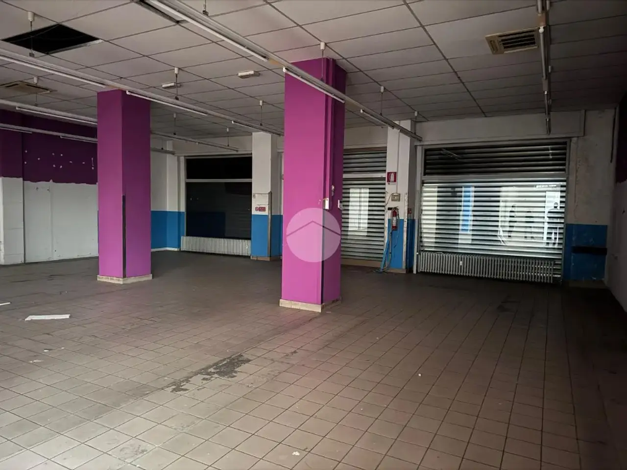 Negozio in Via Giuseppe Ripamonti 109, Milano, {3} - Foto 1