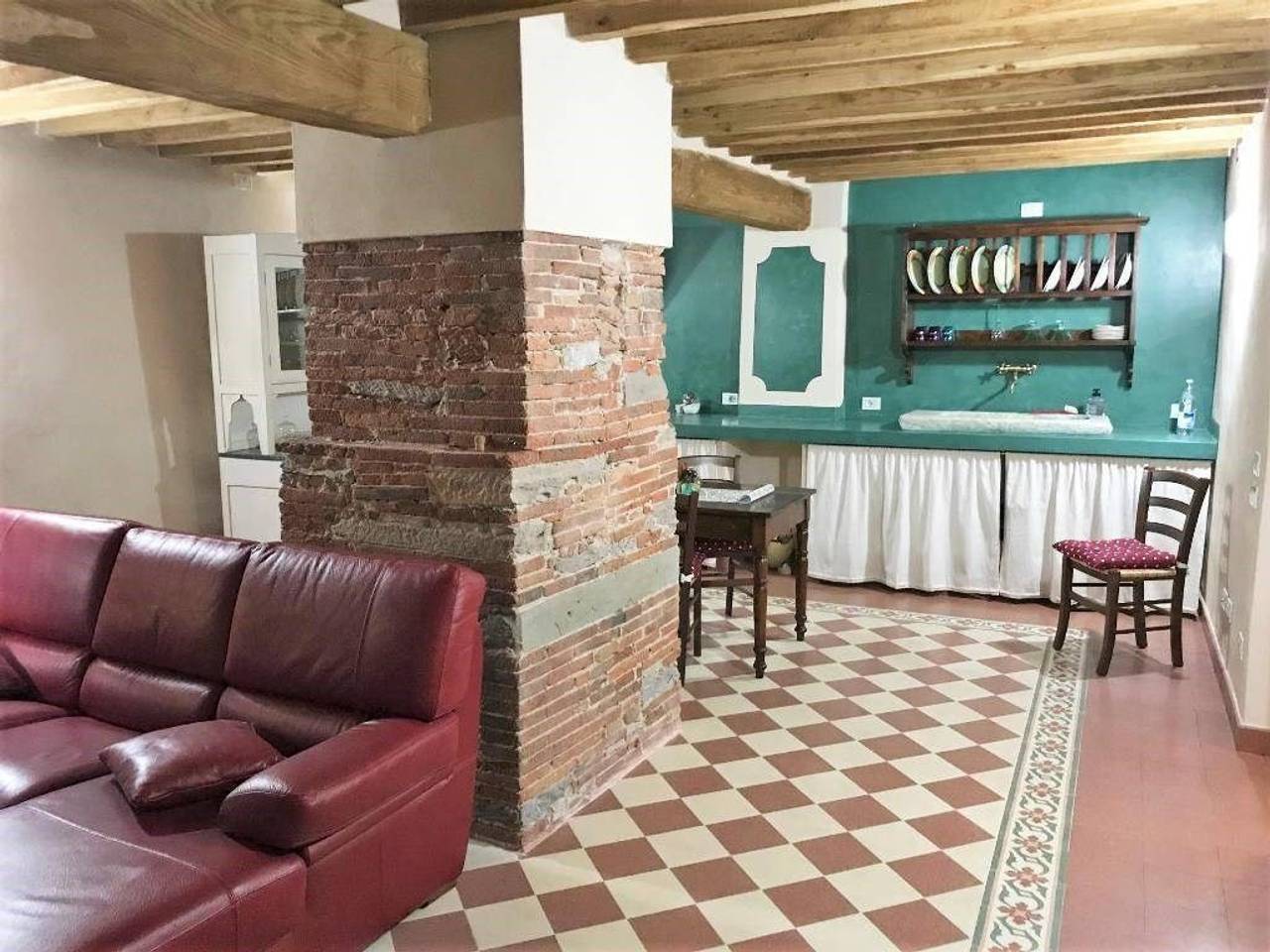 appartamento in vendita a Lucca in zona Centro Città