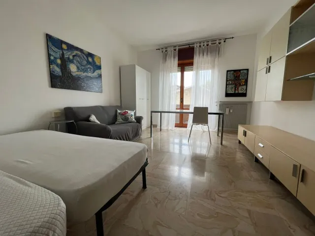 3-room flat in {3}, Viale Sant'Ambrogio - Photo 1