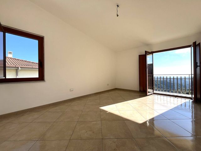 4-room flat in Via Fratelli Plutino, Catanzaro - Photo 1