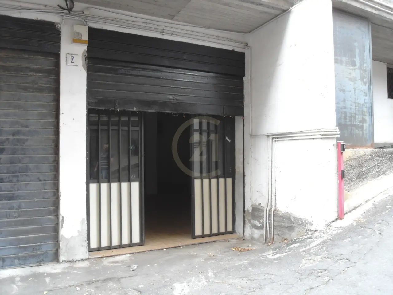 Parcheggio chiuso in Via Simeto 10, Gravina Di Catania, {3} - Foto 1