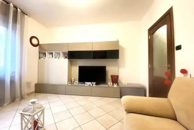 3-room flat in Rue De La Gare, Châtillon - Photo 1