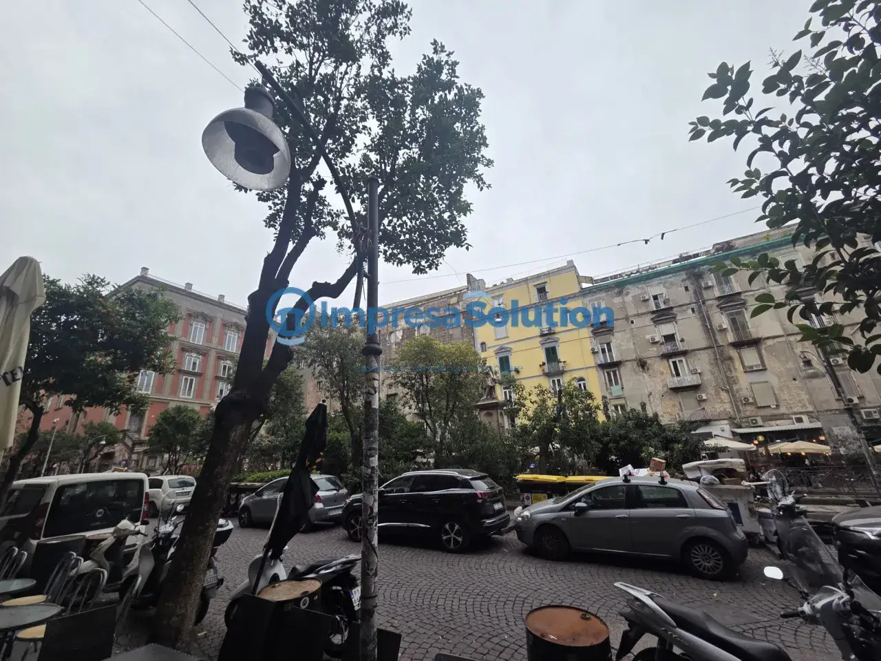 Negozio in Piazza Bellini, Napoli, {3} - Foto 2