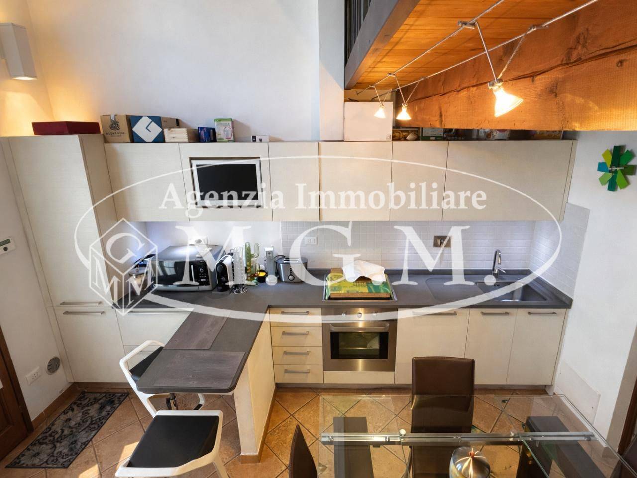 casa indipendente in vendita a Cascina in zona Navacchio