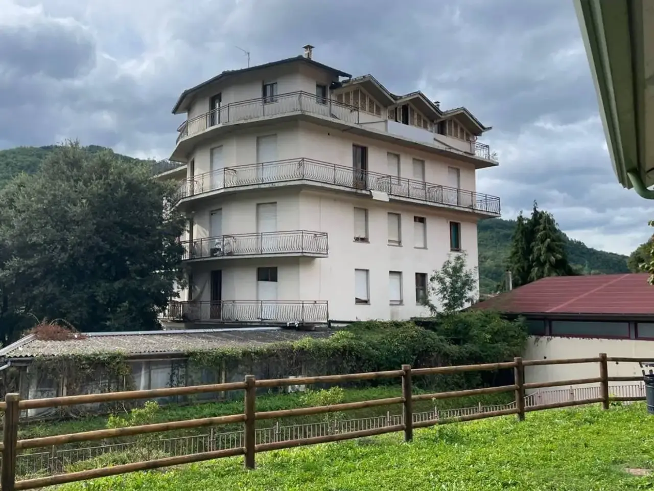 Palazzina commerciale in , San Marcello Piteglio, {3} - Foto 1