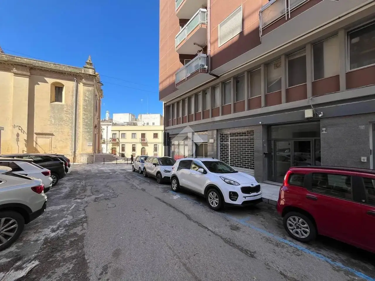 Negozio in Via San Sebastiano 10, Brindisi, {3} - Foto 2