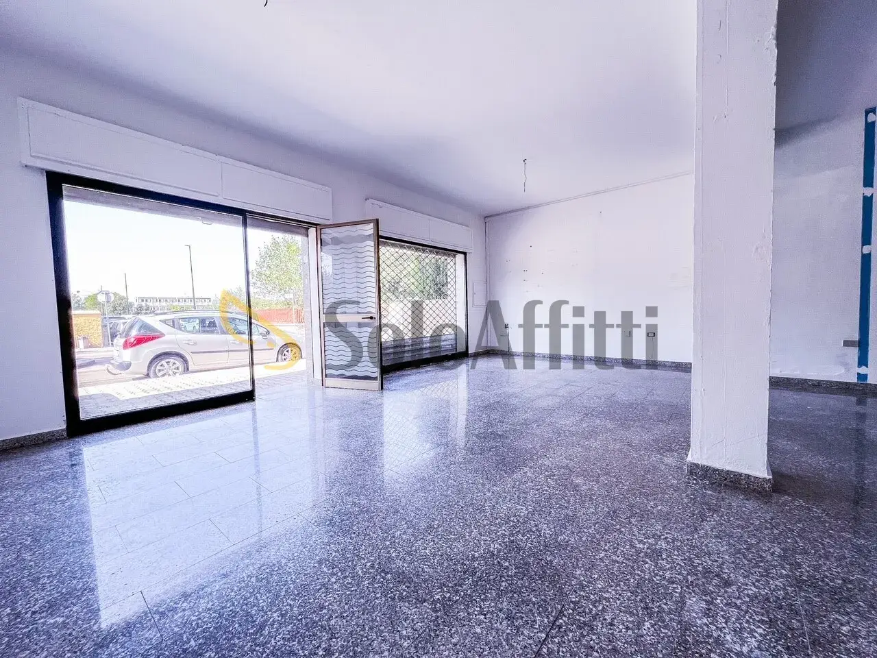 Negozio in Via Imperia 149, Olbia, {3} - Foto 2