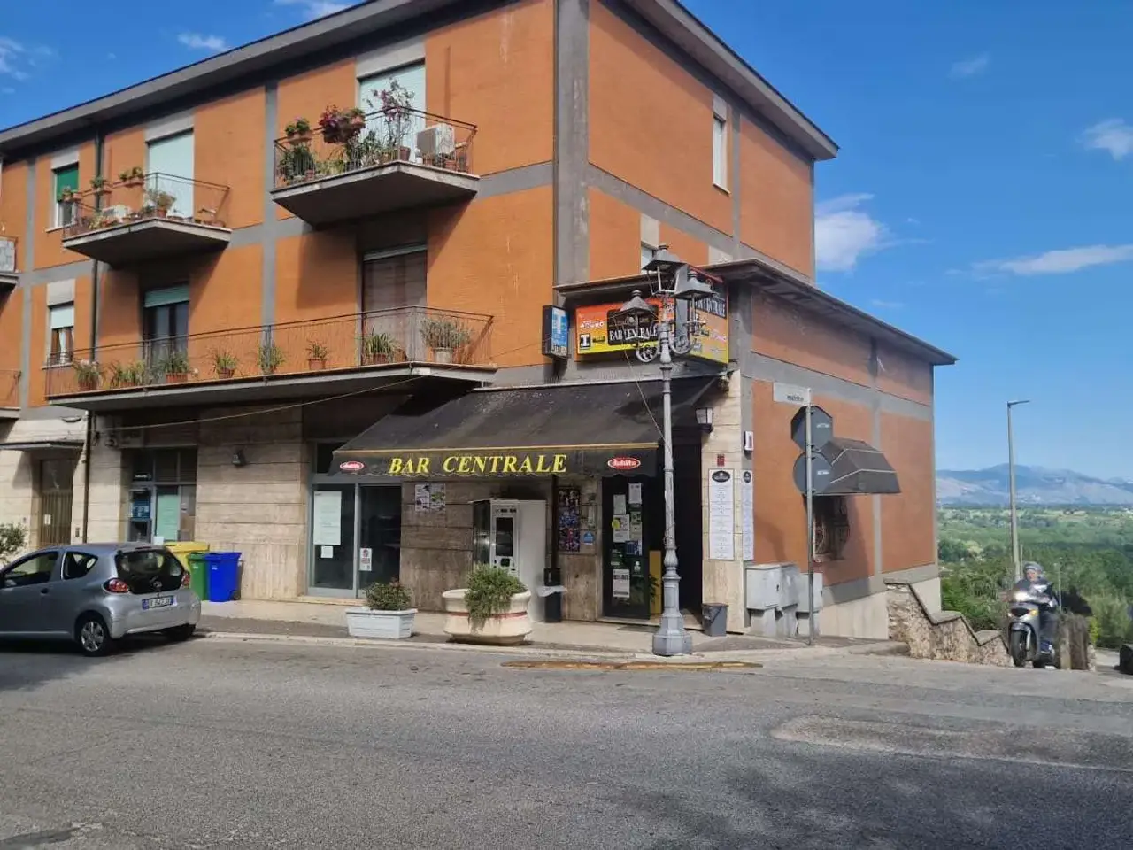 Tabaccheria in Via Civita Farnese 51, San Giovanni Incarico, {3} - Foto 2
