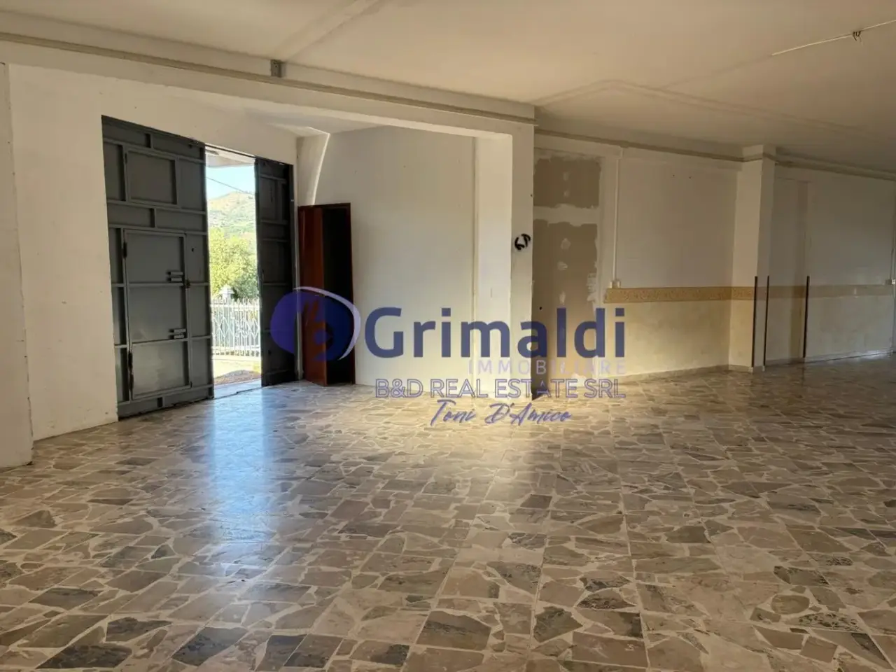 Magazzino in Via dei Mulini  115, Misilmeri, {3} - Foto 2