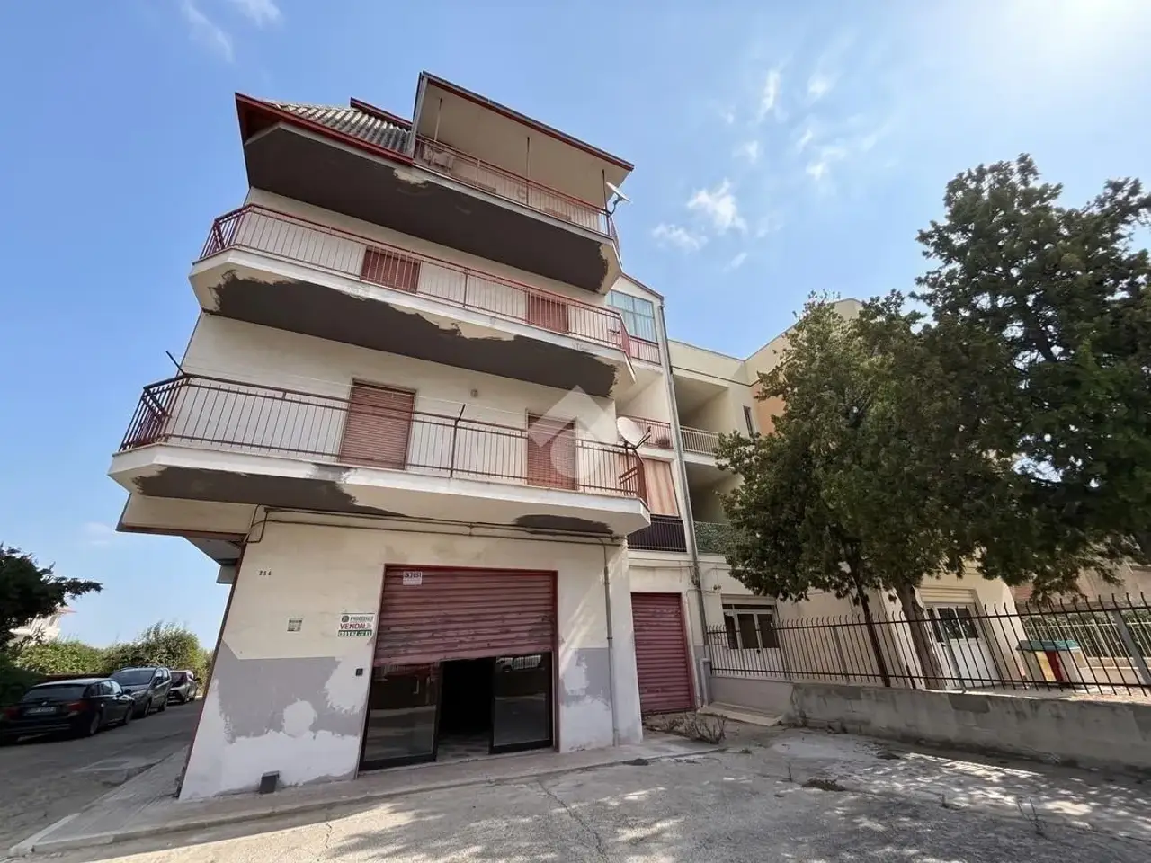 Magazzino in Via San Francesco d'Assisi 134, Corigliano-Rossano, {3} - Foto 1