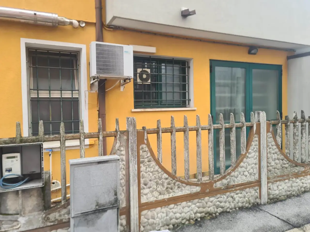 Esercizio commerciale in Via Livenza 3 3 Vigonza, Vigonza, {3} - Foto 1