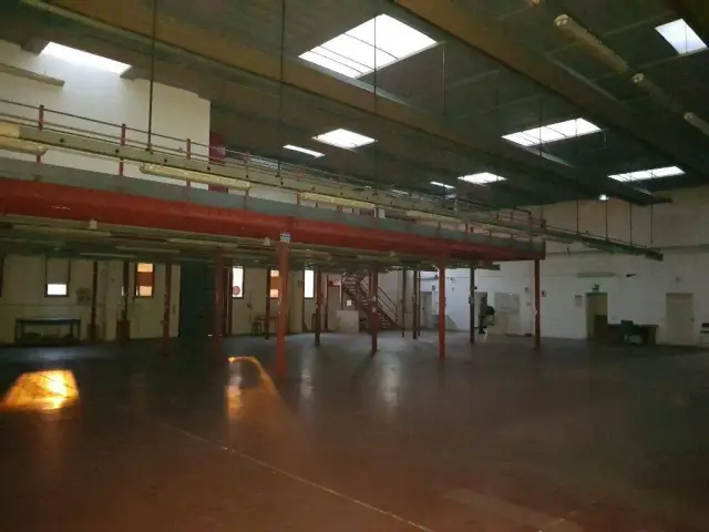 Capannone in Via Firenze, Cernusco Sul Naviglio, {3} - Foto 2