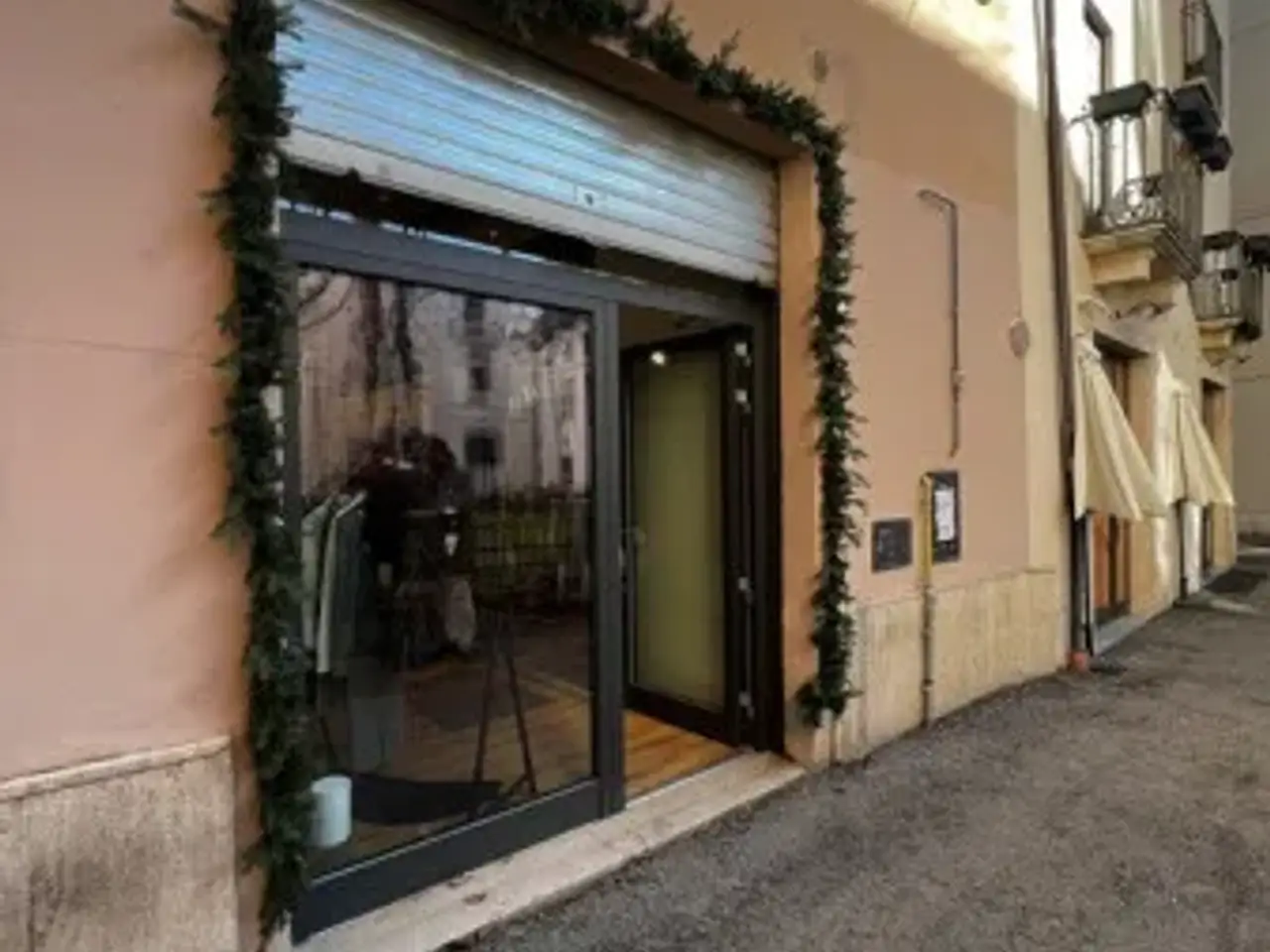 Negozio in Via San Bernardino, L'Aquila, {3} - Foto 1