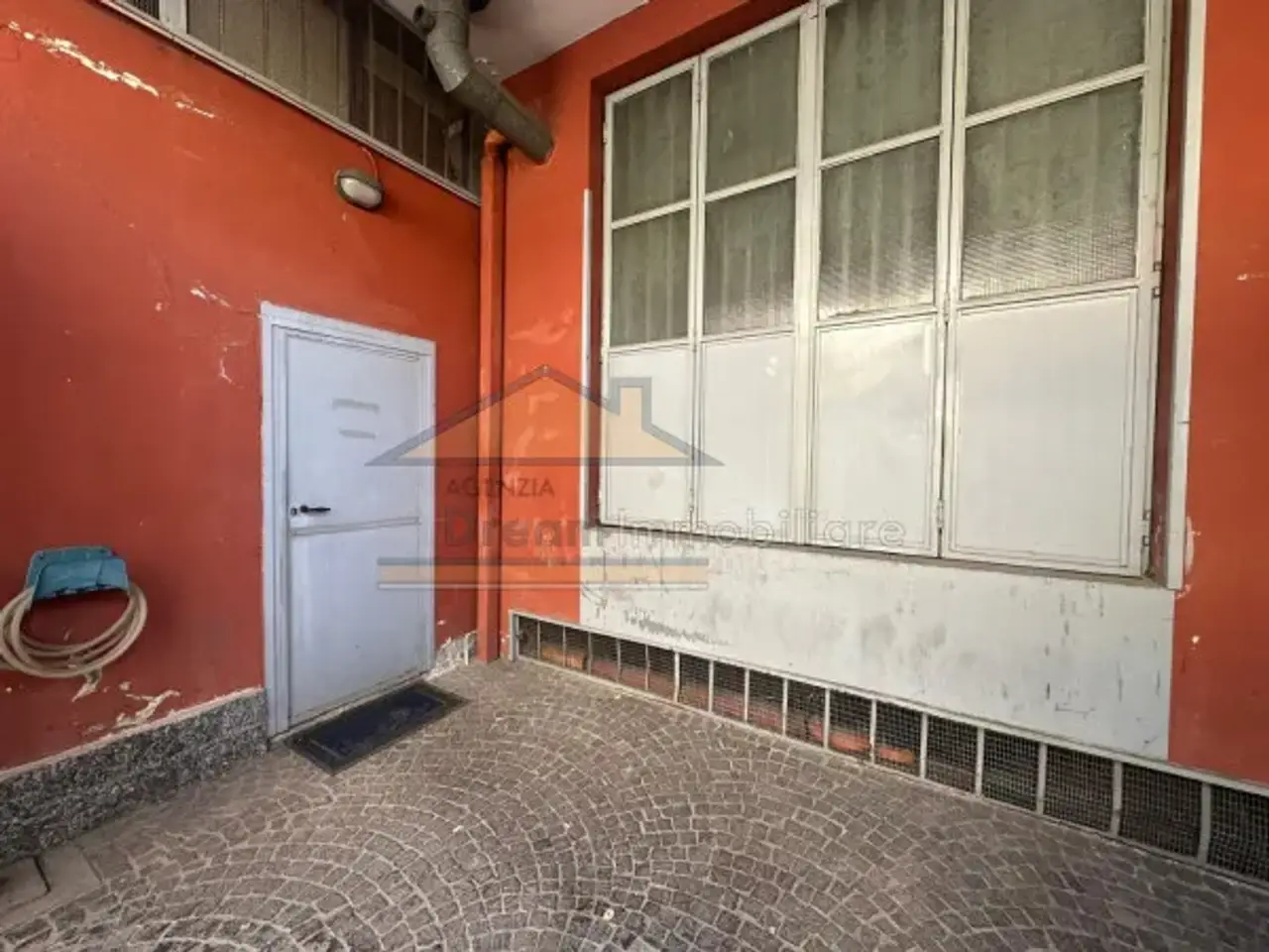 Magazzino in Via Madonna delle Grazie, Giugliano In Campania, {3} - Foto 2