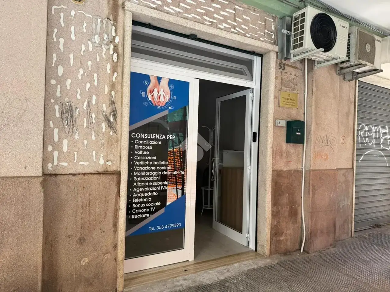 Negozio in Via G. Laterza 53, Bari, {3} - Foto 1