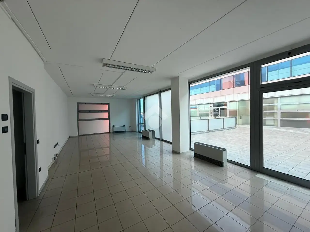 Ufficio in Via Marco Corner 89, Thiene, {3} - Foto 1