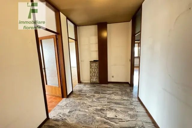 4-room flat in Via Cesalpino, Padova - Photo 1