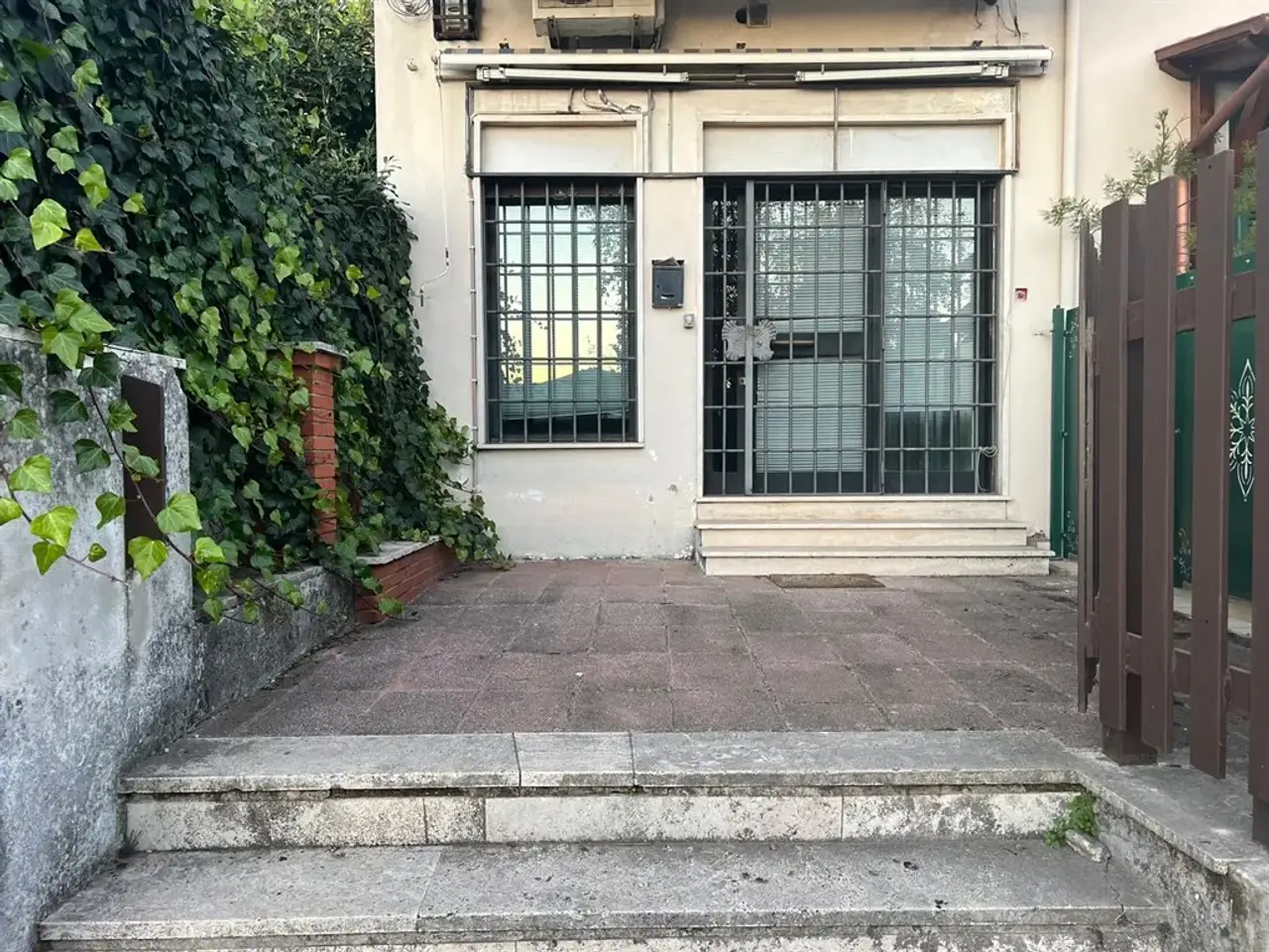 Negozio in Via di Casa Romana 94, San Cesareo, {3} - Foto 1