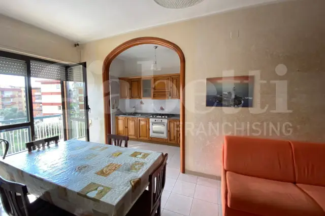 Dreizimmerwohnung in Via Palazzo 173, Formia - Foto 1