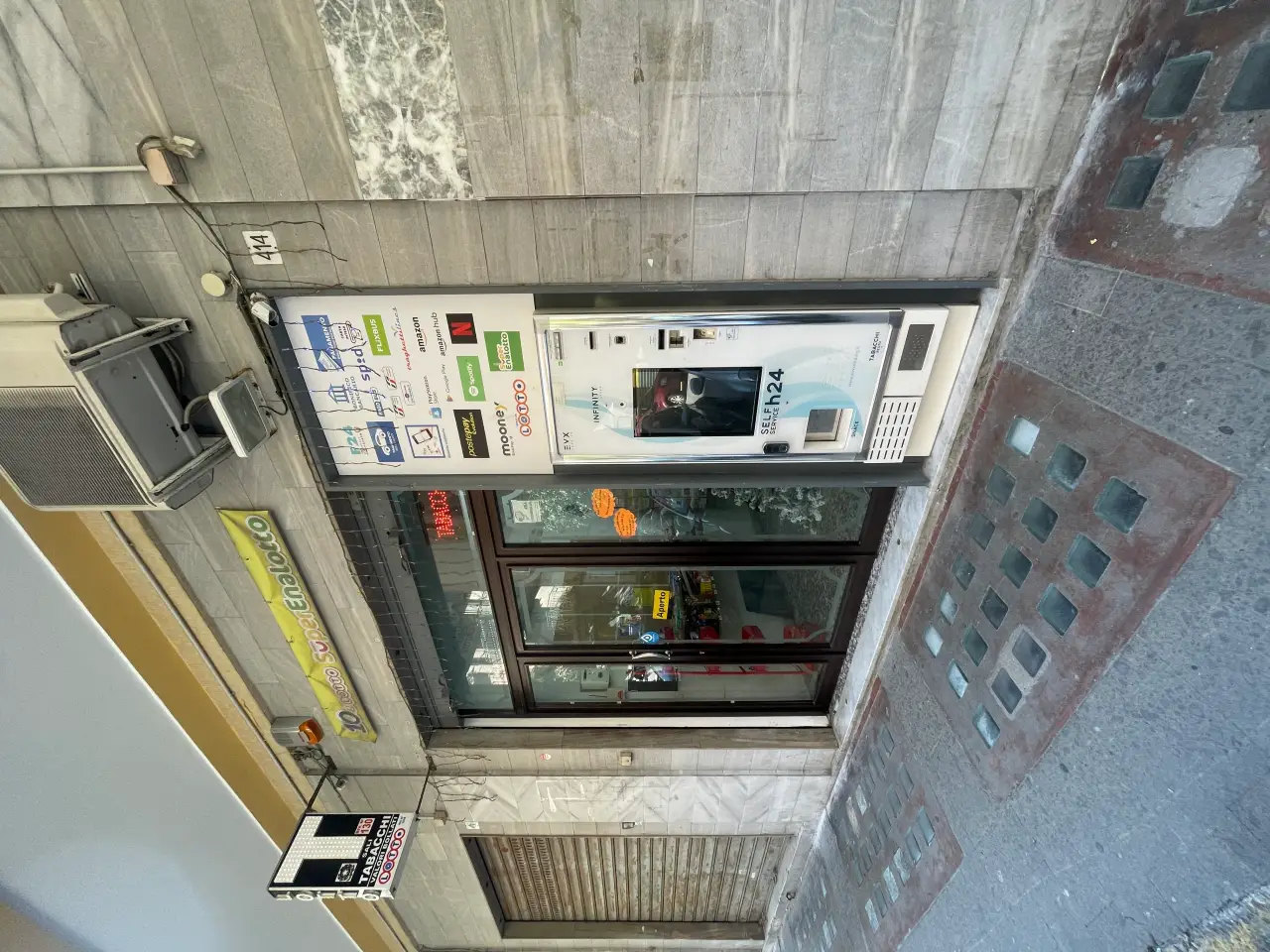 Tabaccheria in Via Luigi Guercio 414, Salerno, {3} - Foto 2