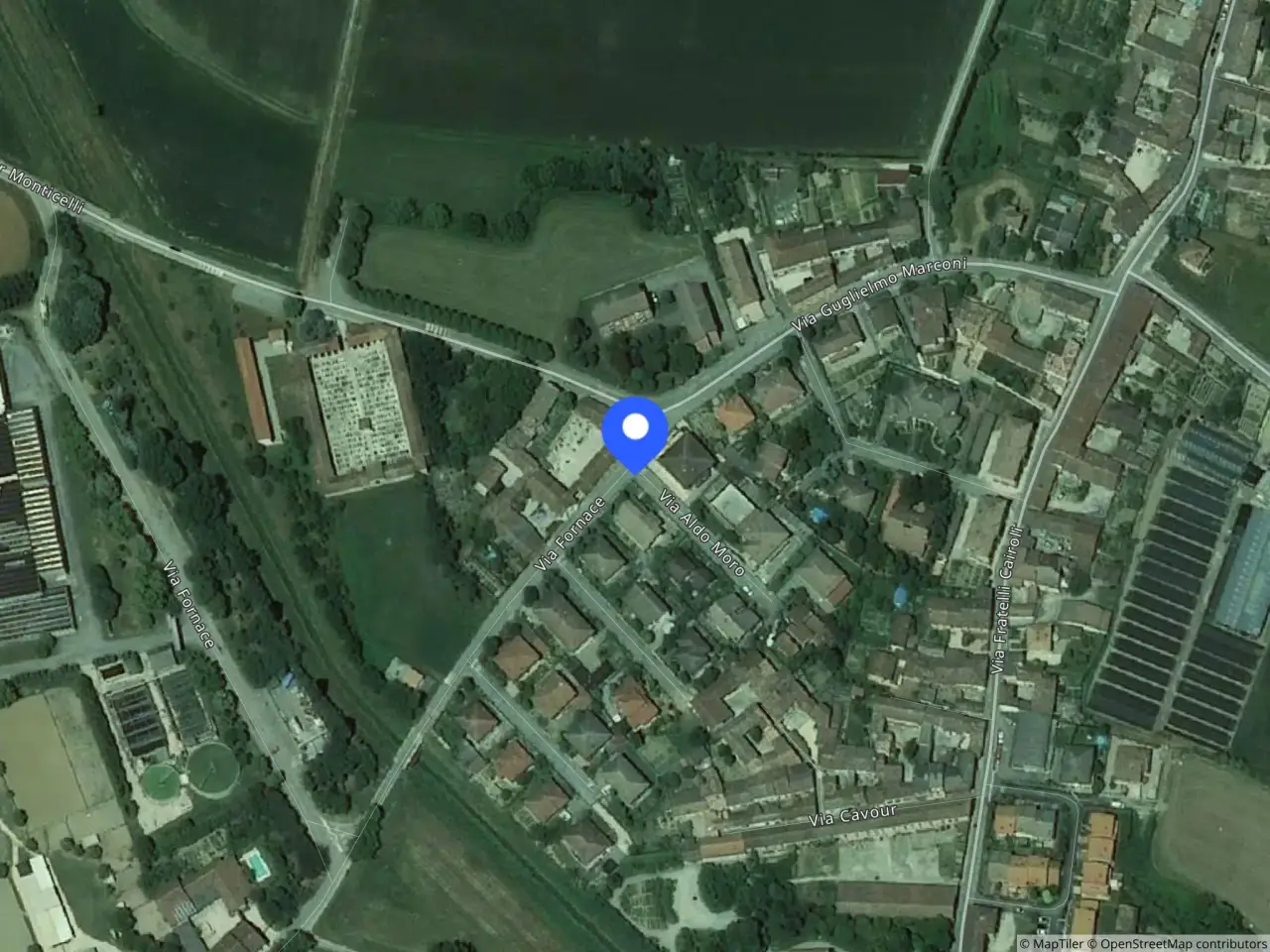 Fabbricato misto in Via Vecchia Fornace, Isola Dovarese, {3} - Foto 1