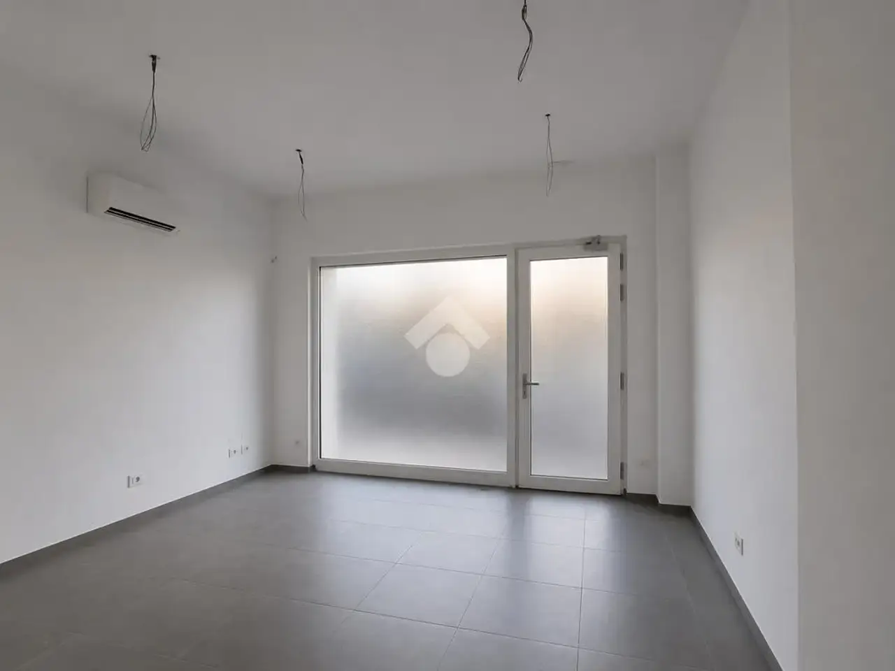 Negozio in Via S. Bernardino, Bergamo, {3} - Foto 1