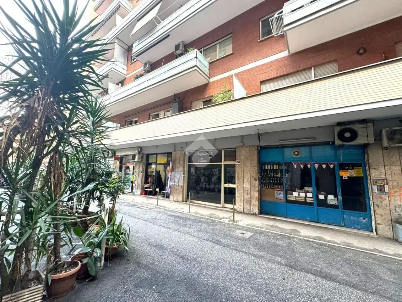 Negozio in Via della Magliana 253, Roma, {3} - Foto 1