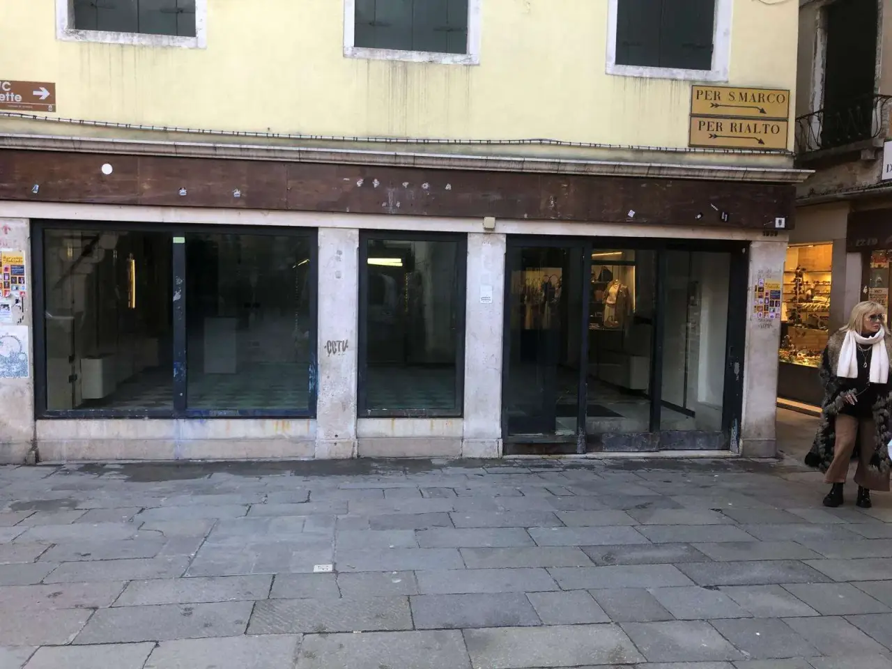 Negozio in Campiello dei Meloni , Venezia, {3} - Foto 2