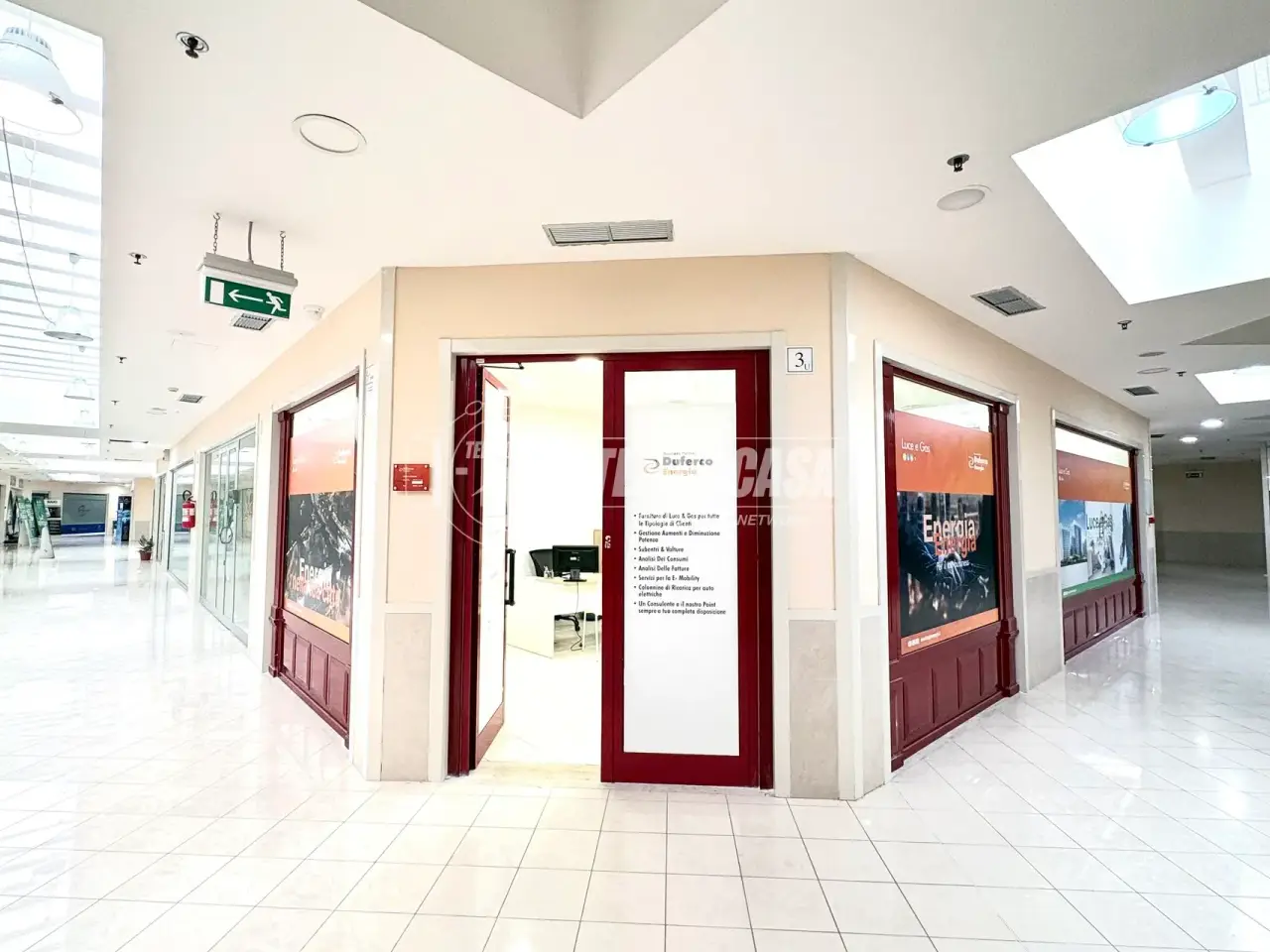 Negozio in Via Sofia De Filippi Mariani, Civitavecchia, {3} - Foto 2