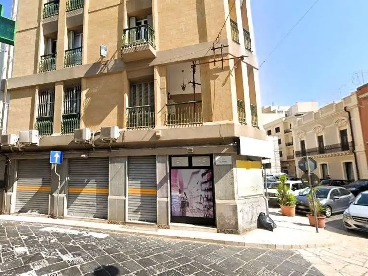 Locale commerciale in , Brindisi, {3} - Foto 2