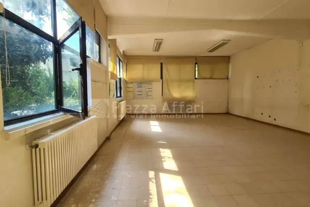 Büro in Via col di Lana 20, Reggio nell'Emilia - Foto 1