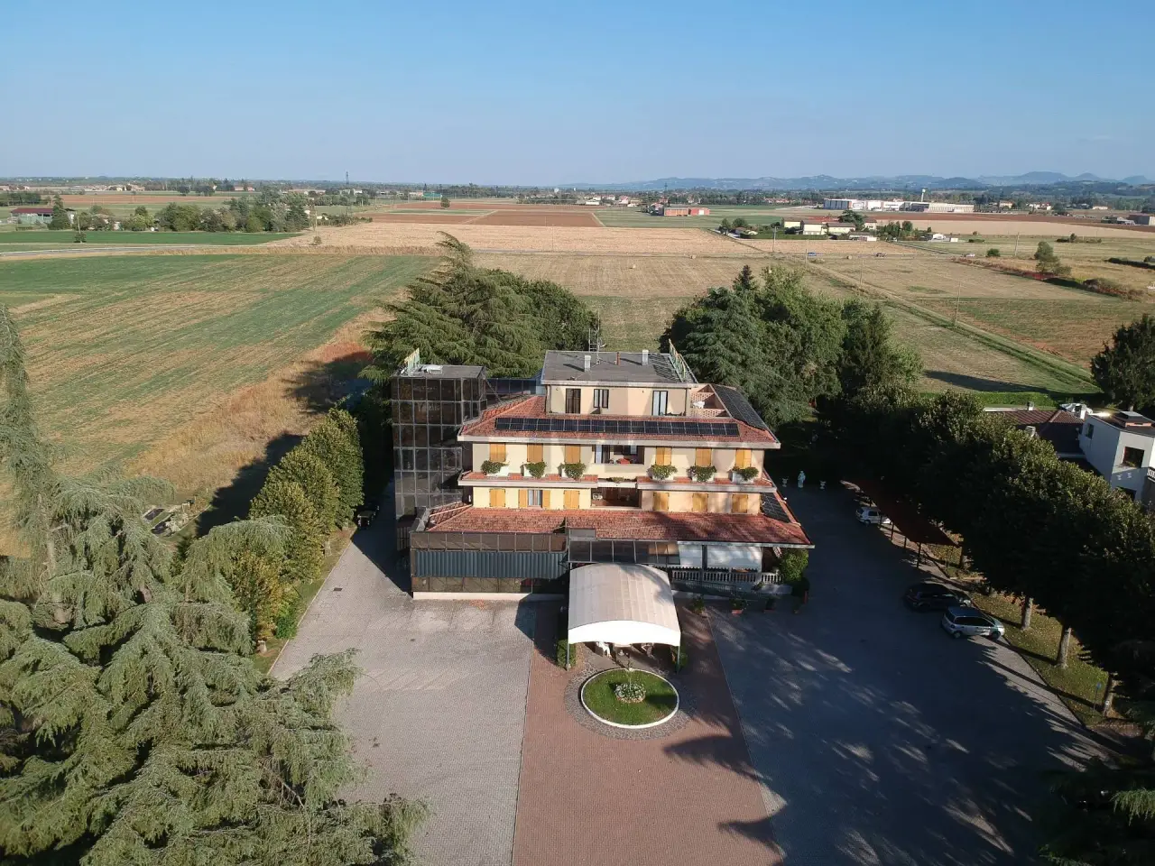Albergo in Via Langhirano 44, Langhirano, {3} - Foto 1