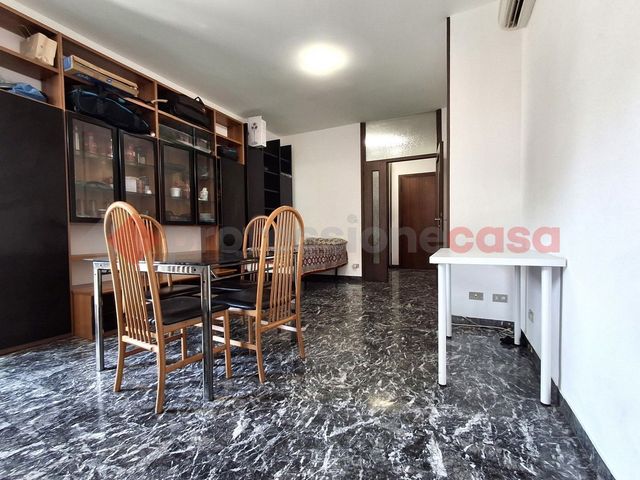 Apartament in Via Fainelli  4, Verona - Photo 1