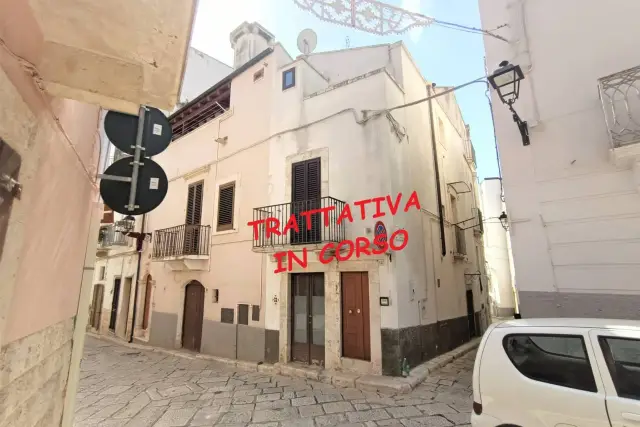 Detached house in Via Trento, Castellana Grotte - Photo 1