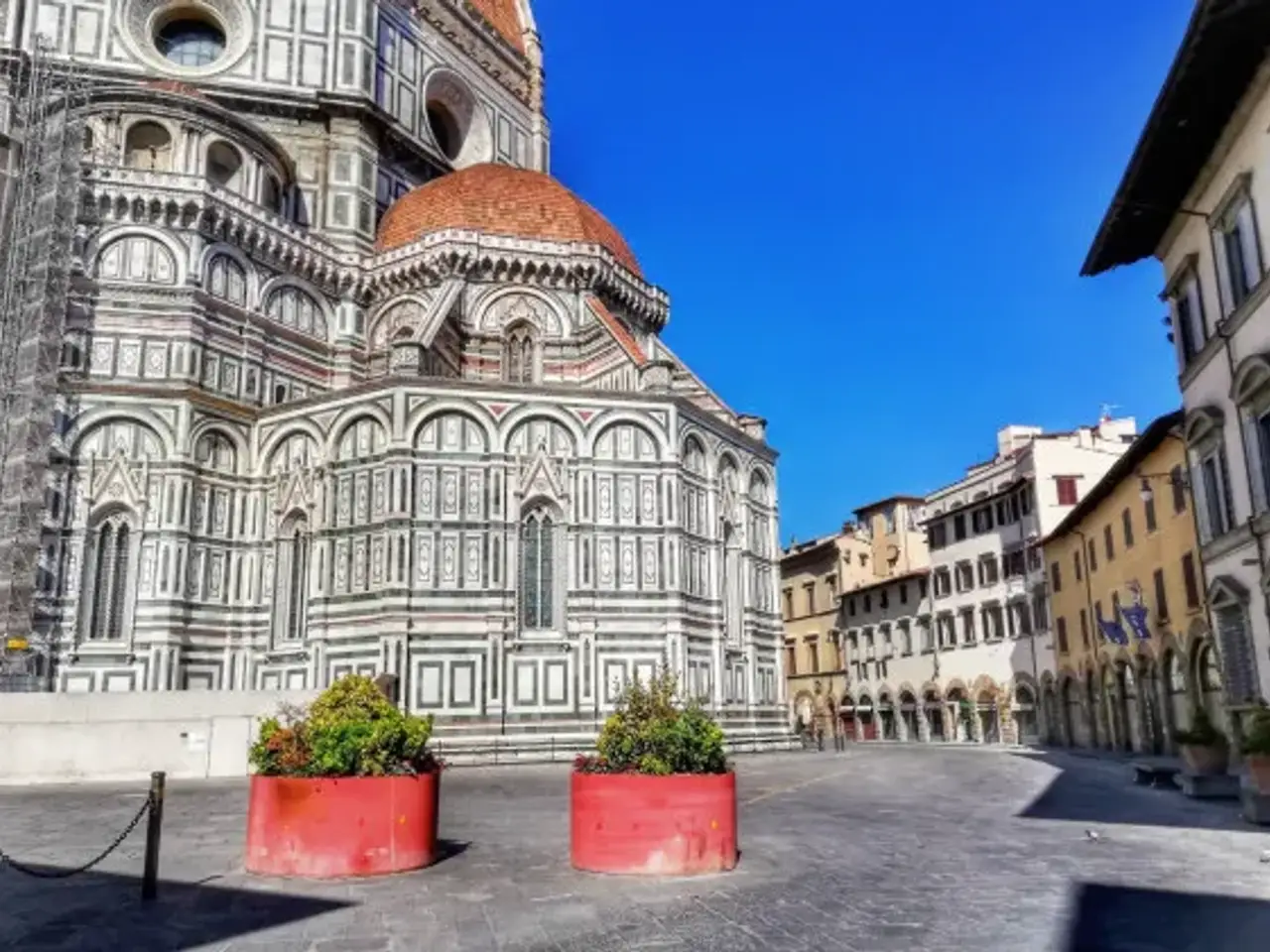 Negozio in Piazza del Duomo 6, Firenze, {3} - Foto 1