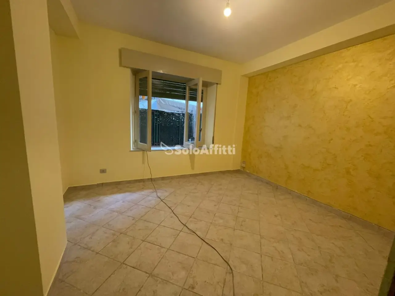 Ufficio in Via San Francesco da Paolamngnlc50t51h959v, Reggio Calabria, {3} - Foto 2