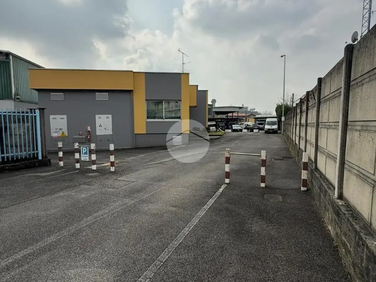 Magazzino in Via Salvo d'Acquisto 9, Pedrengo, {3} - Foto 2