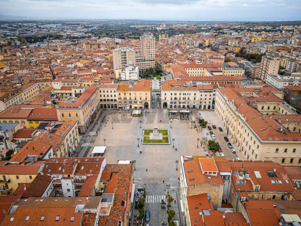 Ufficio in Piazza d'Italia 23, Sassari, {3} - Foto 1
