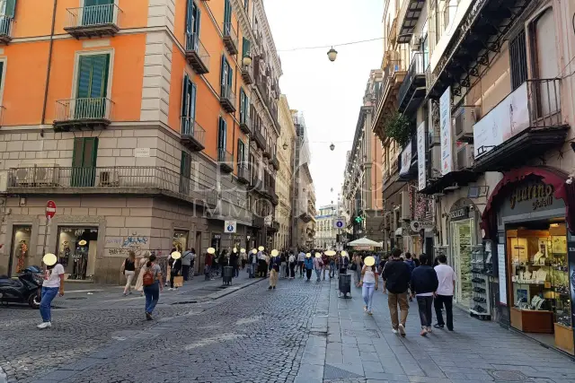 Quadrilocale in Vico Lungo del Gelso, Napoli - Foto 1